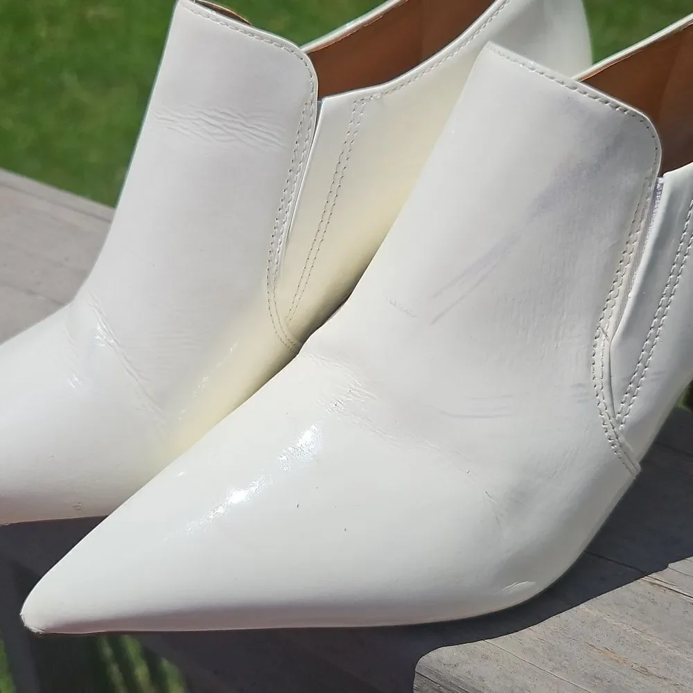 Tory Burch White Patent Leather Pointed Toe Heels – Size 8.5
